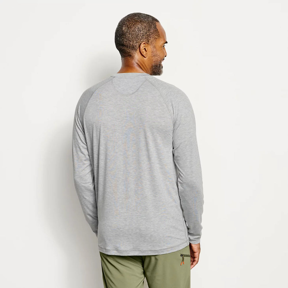 Men's DriCast™ Long-Sleeve Crew