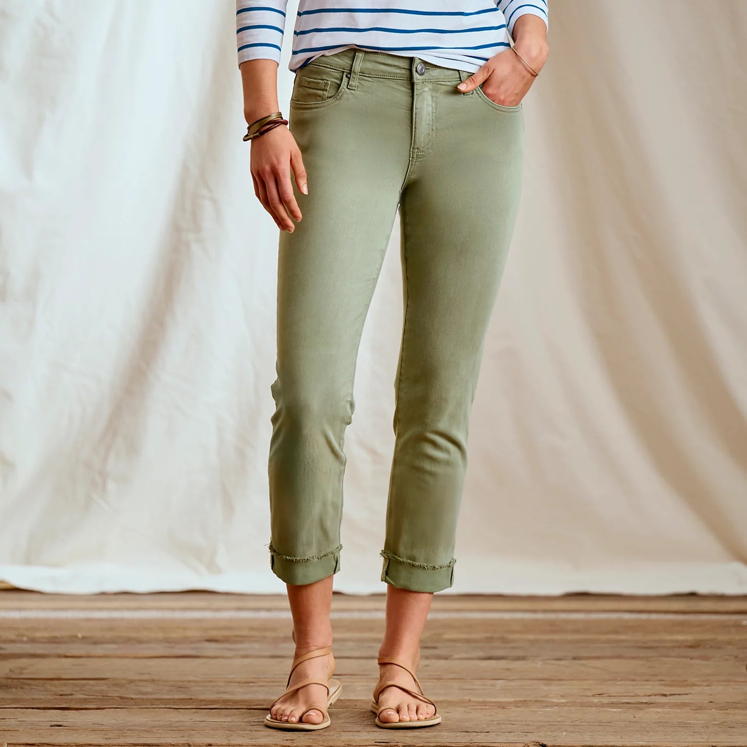 Kut from the Kloth® Amy Stretch Twill Cropped Chinos