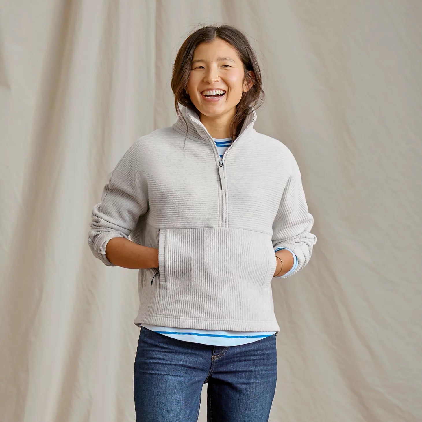 Textured Quilt 1/2-Zip Sweatshirt