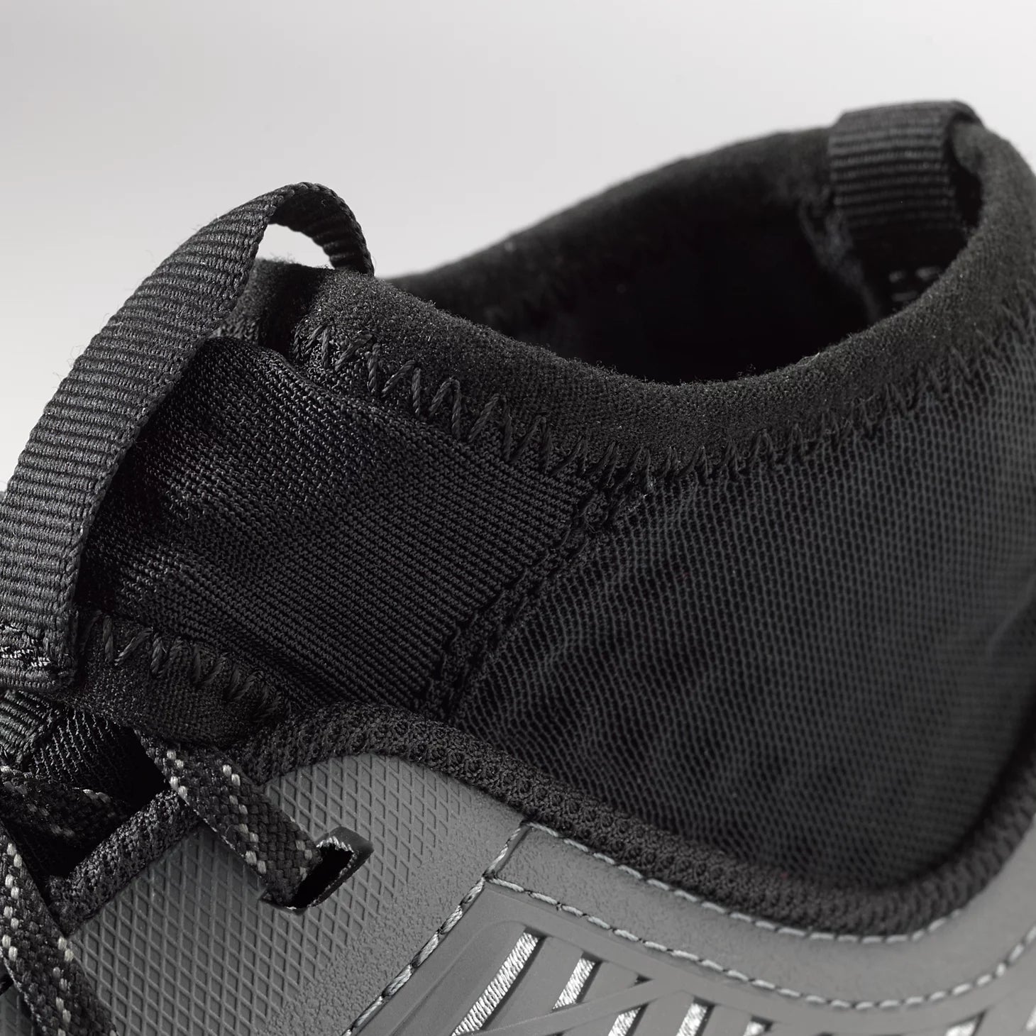 PRO Approach Shoes
